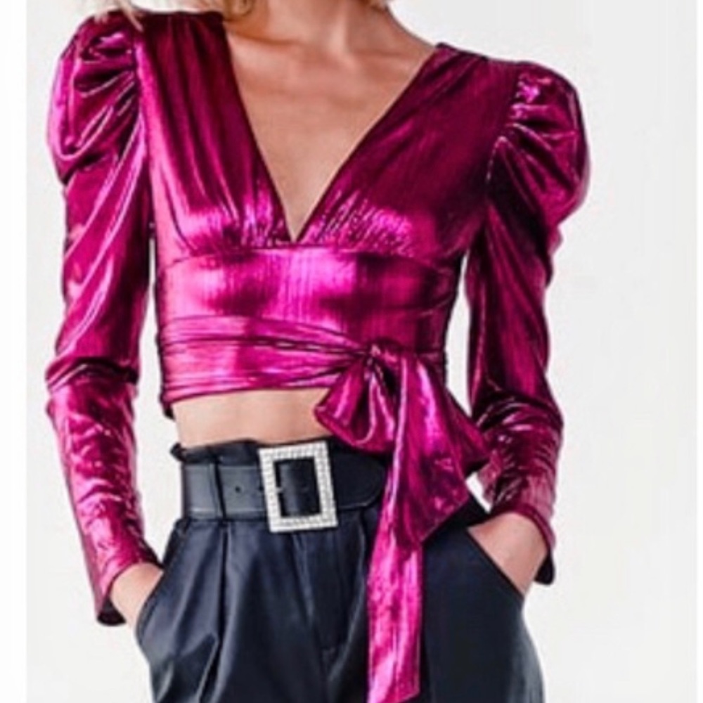 RETRO TIE FRONT PARTY CROP TOP